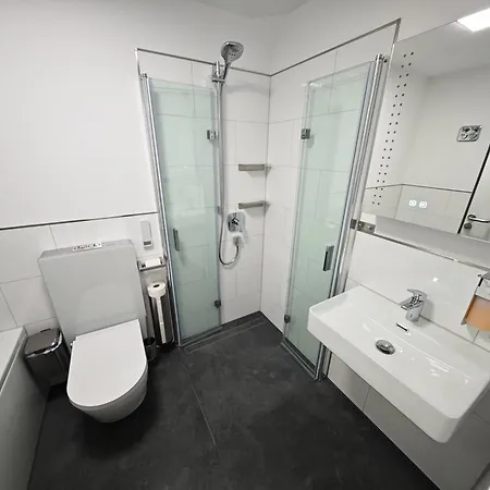 N824 Apartments Waldbronn דירה